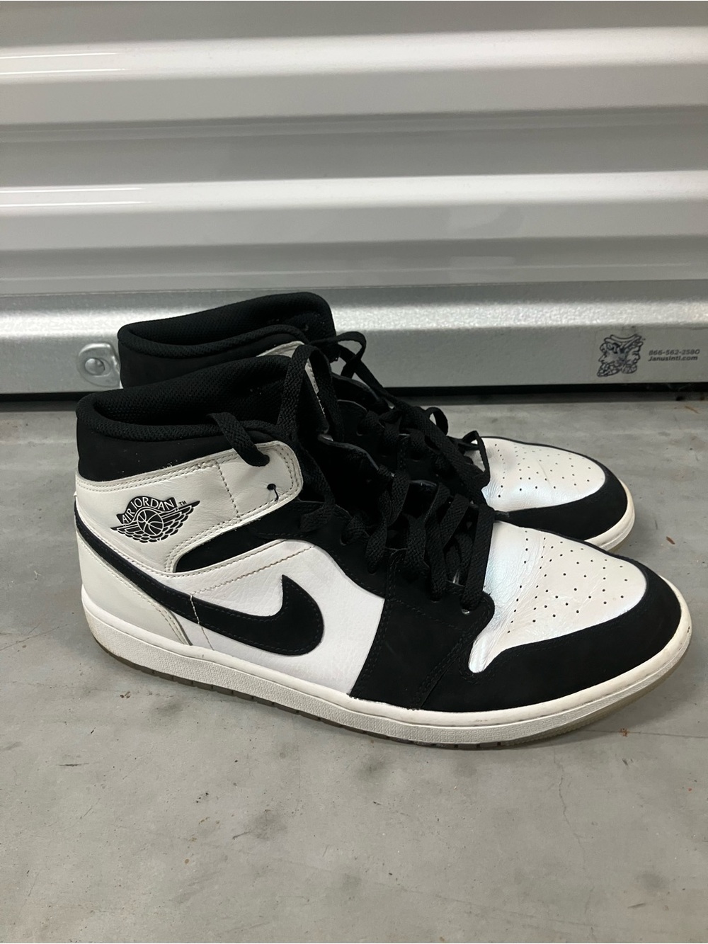 Nike Air Jordan 1 Mid SE 'Diamond Shorts' Men's Size 12
